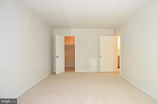 3302 Woodburn Village Dr, Annandale, VA 22003 - Photo 27