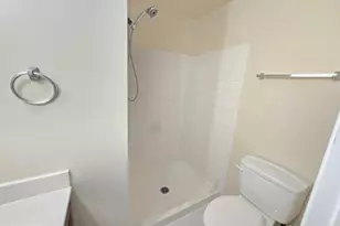 3007 Heritage Springs Ct, Alexandria, VA 22306 - Photo 11