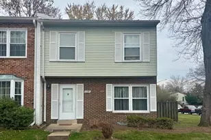 6284 Hillary Ct, Alexandria, VA 22315 - Photo 1