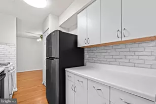 11200 Chestnut Grove Square, Reston, VA 20190 - Photo 17