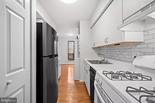 11200 Chestnut Grove Square, Reston, VA 20190 - Photo 15