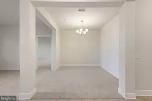 9521 Bastille St, Fairfax, VA 22031 - Photo 7