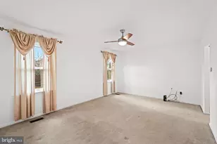 12807 Scranton Ct, Herndon, VA 20170 - Photo 23