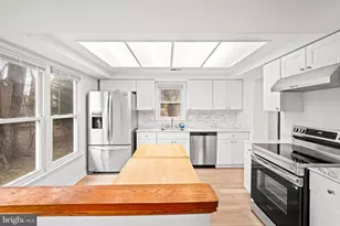 12807 Scranton Ct, Herndon, VA 20170 - Photo 15