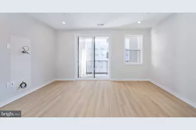 14377 Glen Manor Drive, Chantilly, VA 20151 - Photo 3