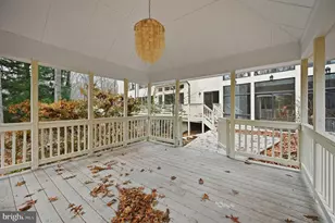 10701 Sycamore Springs Ln, Great Falls, VA 22066 - Photo 91