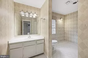 10701 Sycamore Springs Ln, Great Falls, VA 22066 - Photo 75