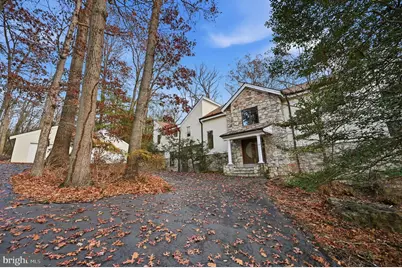 10701 Sycamore Springs Lane, Great Falls, VA 22066 - Photo 95