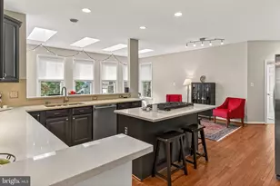 7736 White Willow Ct, Springfield, VA 22153 - Photo 19