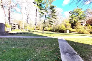 9800 Kingsbridge Dr, Fairfax, VA 22031 - Photo 19