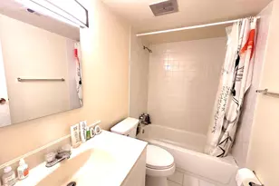 9800 Kingsbridge Dr, Fairfax, VA 22031 - Photo 27