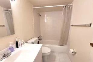 9800 Kingsbridge Dr, Fairfax, VA 22031 - Photo 23