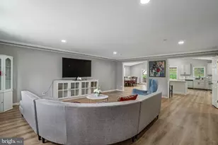 7727 Kalorama Rd, Annandale, VA 22003 - Photo 21