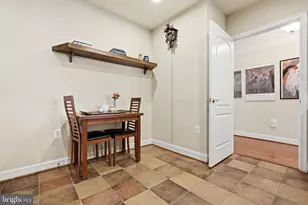 2905 Saintsbury Plaza, Fairfax, VA 22031 - Photo 9