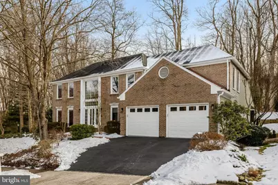 8607 Cherry Drive, Fairfax, VA 22031 - Photo 5