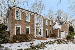 8607 Cherry Dr, Fairfax, VA 22031 - Photo 7