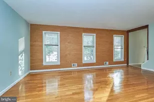 11312 Myrtle Ln, Reston, VA 20191 - Photo 15