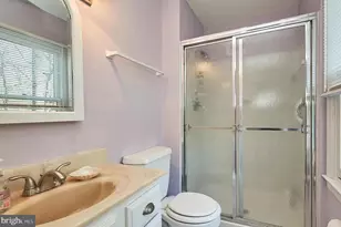 11312 Myrtle Ln, Reston, VA 20191 - Photo 17