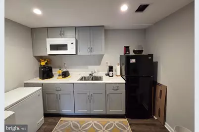 7009 Lamp Post #B, Alexandria, VA 22306 - Photo 5