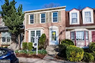 5668 Ridge View Dr, Alexandria, VA 22310 - Photo 1