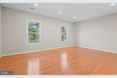 9927 Miles Stone Court, Vienna, VA 22181 - Photo 23