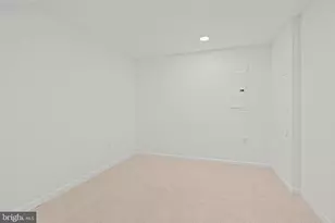 9927 Miles Stone Ct, Vienna, VA 22181 - Photo 51