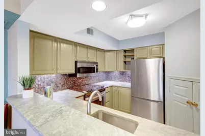 1334 Garden Wall Circle #"E", Reston, VA 20194 - Photo 9