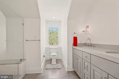 1031 Pine Hill Road, McLean, VA 22101 - Photo 25