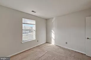 3350 Oakshade Ct, Fairfax, VA 22033 - Photo 17