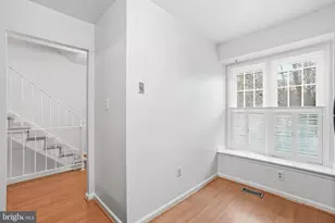 7923 Pebble Brook Ct, Springfield, VA 22153 - Photo 7