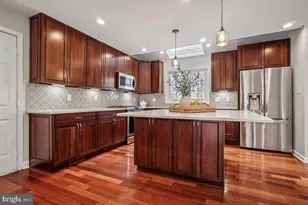 15320 Jordans Journey Dr, Centreville, VA 20120 - Photo 7