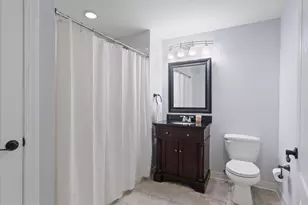 904 Locust St, Herndon, VA 20170 - Photo 49