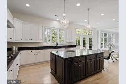 904 Locust Street, Herndon, VA 20170 - Photo 17