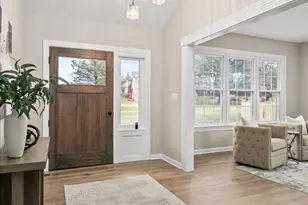 353 Gallop Wood Pl, Great Falls, VA 22066 - Photo 9