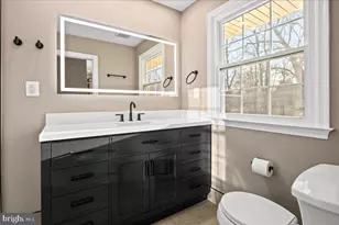 353 Gallop Wood Pl, Great Falls, VA 22066 - Photo 69