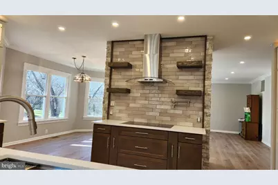 353 Gallop Wood Place, Great Falls, VA 22066 - Photo 3