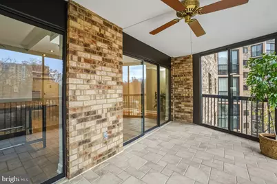 5904 Mount Eagle Drive #601, Alexandria, VA 22303 - Photo 9