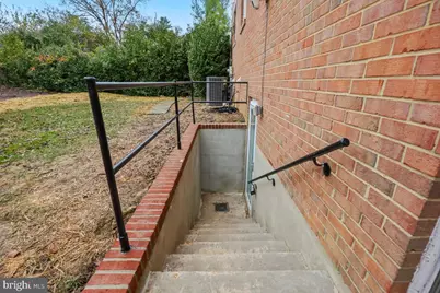 8728 Old Courthouse Road, Vienna, VA 22182 - Photo 3