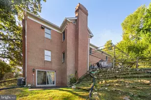 9200 Falls Run Rd, McLean, VA 22102 - Photo 11