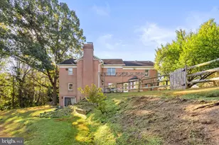 9200 Falls Run Rd, McLean, VA 22102 - Photo 15