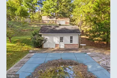 9200 Falls Run Road, McLean, VA 22102 - Photo 17