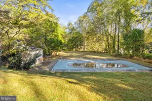 9200 Falls Run Rd, McLean, VA 22102 - Photo 19