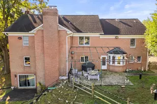 9200 Falls Run Rd, McLean, VA 22102 - Photo 19