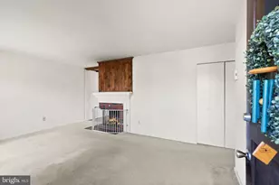 1412 Patrick Cir SW, Vienna, VA 22180 - Photo 15