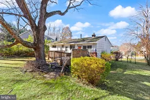 1412 Patrick Cir SW, Vienna, VA 22180 - Photo 9