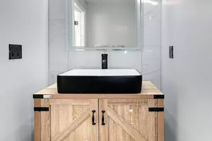 1279 Bond St, Herndon, VA 20170 - Photo 13