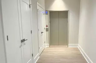 7887 Jones Branch Dr, McLean, VA 22102 - Photo 19