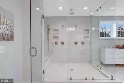 903 Hillcrest Drive SW, Vienna, VA 22180 - Photo 45