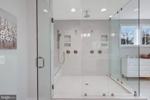 903 Hillcrest Dr SW, Vienna, VA 22180 - Photo 45