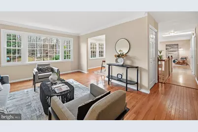 9322 Elk Drive, Springfield, VA 22153 - Photo 5